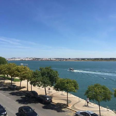 Apartment Janelas Do Mar